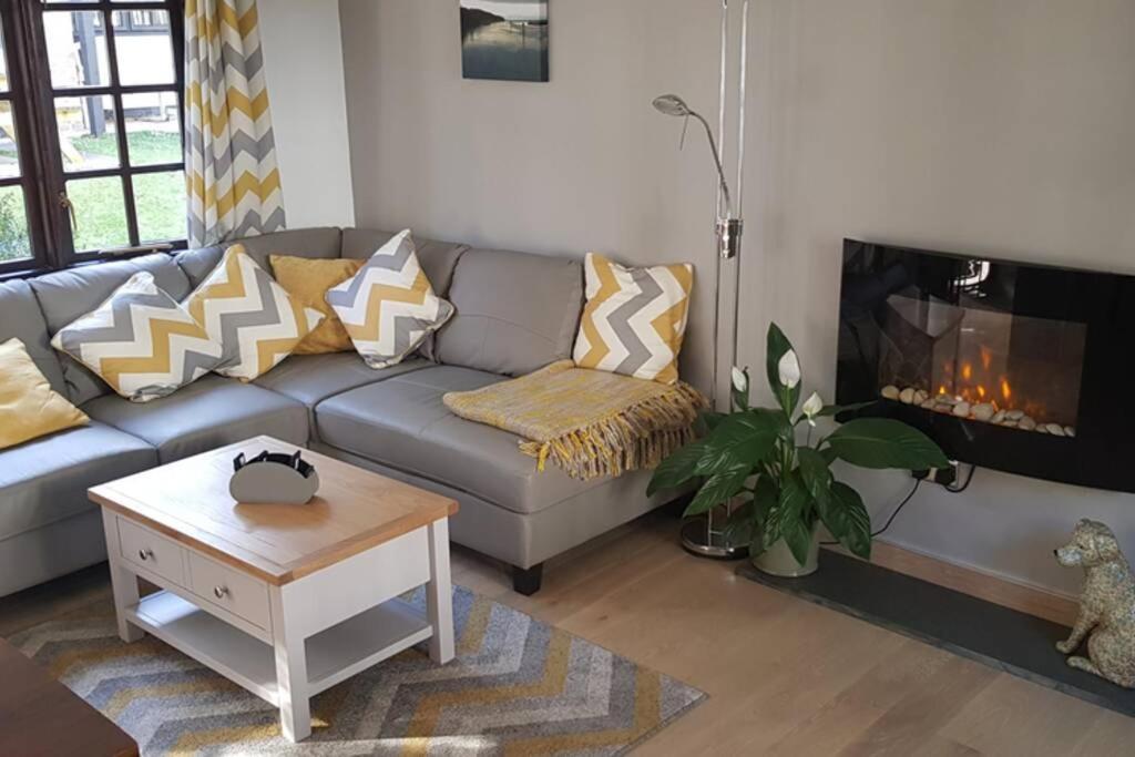 20 Tudor Court " Four Star Aa Accommodation" Hayle Bagian luar foto