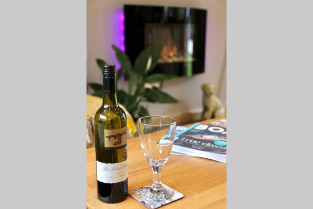 20 Tudor Court " Four Star Aa Accommodation" Hayle Bagian luar foto