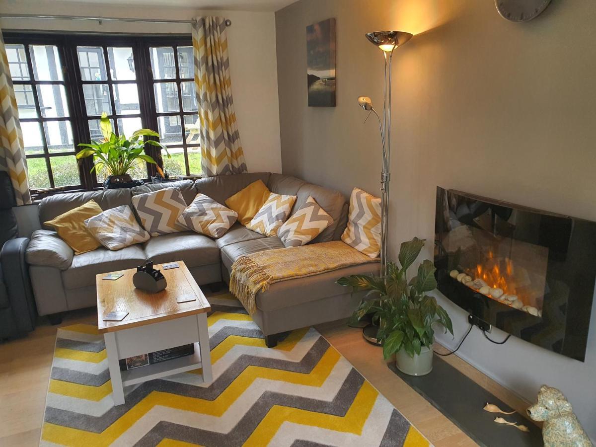 20 Tudor Court " Four Star Aa Accommodation" Hayle Bagian luar foto