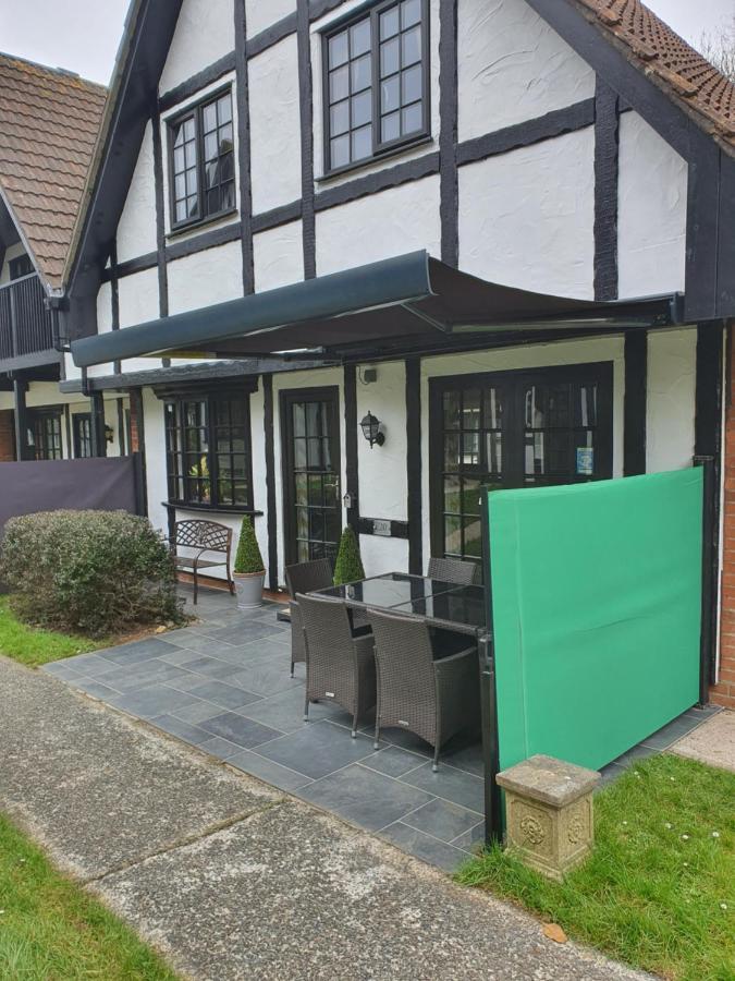 20 Tudor Court " Four Star Aa Accommodation" Hayle Bagian luar foto