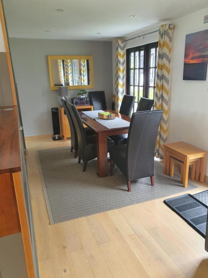 20 Tudor Court " Four Star Aa Accommodation" Hayle Bagian luar foto